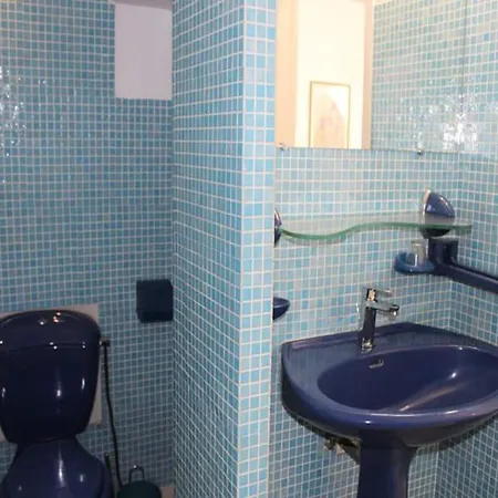 2 For 4 People Apartament *